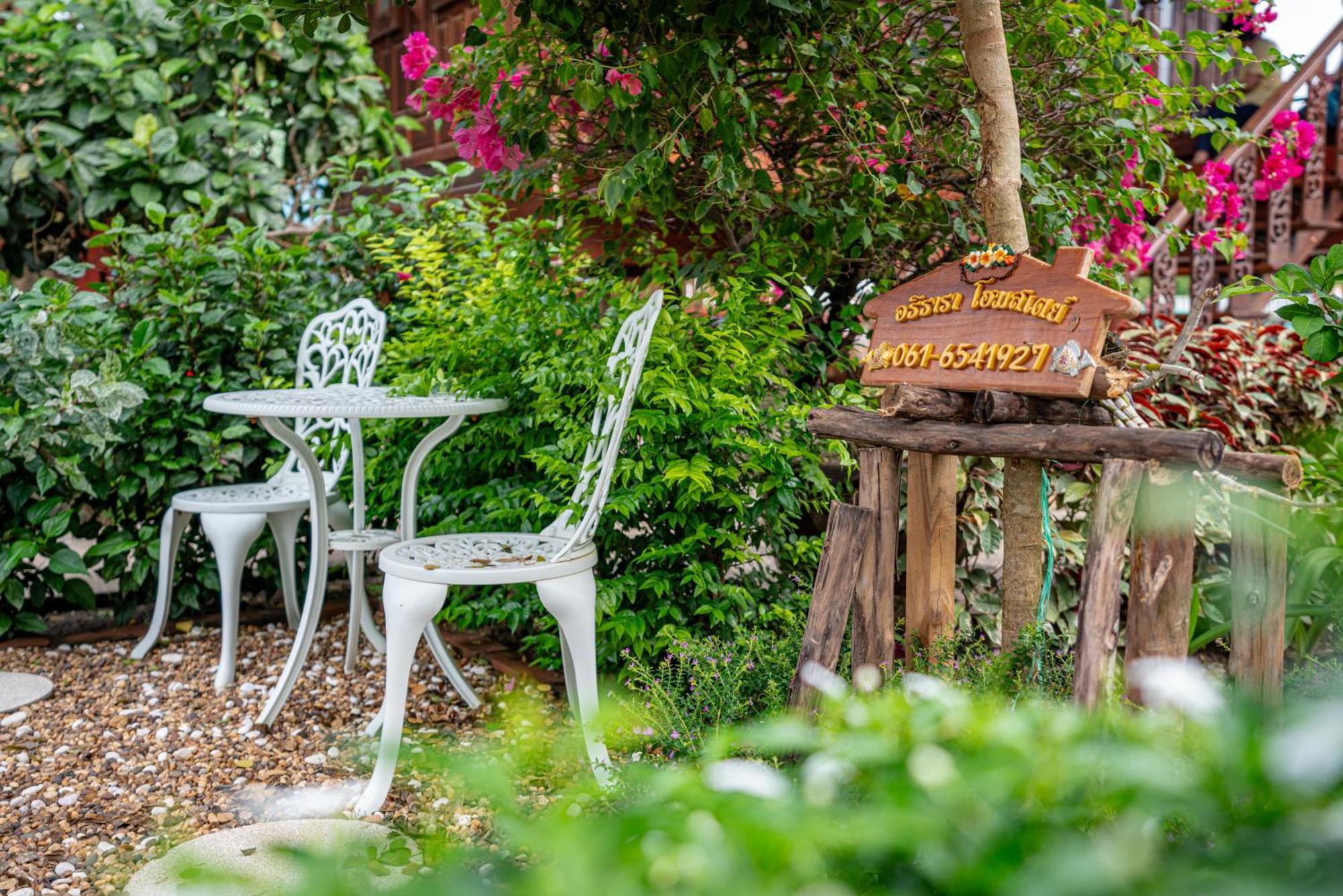 Athithara Homestay Phra Nakhon Si Ayutthaya Exterior photo